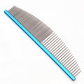Peine Profesional C6704 – Forma de Media Luna, Mango de Aluminio azul 18cm y Dientes de Aguja Ligeros para Gatos y Perros - Multi Grooming Pet´s